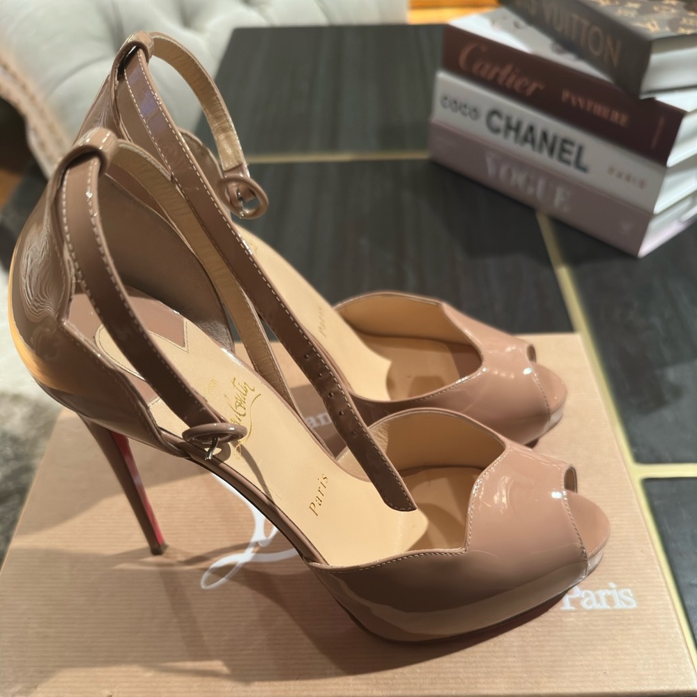 Christian Louboutin Nude Patent Peep-Toe Slingback Pumps